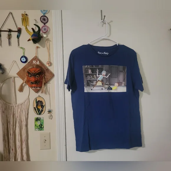 Official Rick & Morty T-Shirt - Picture 2 of 4